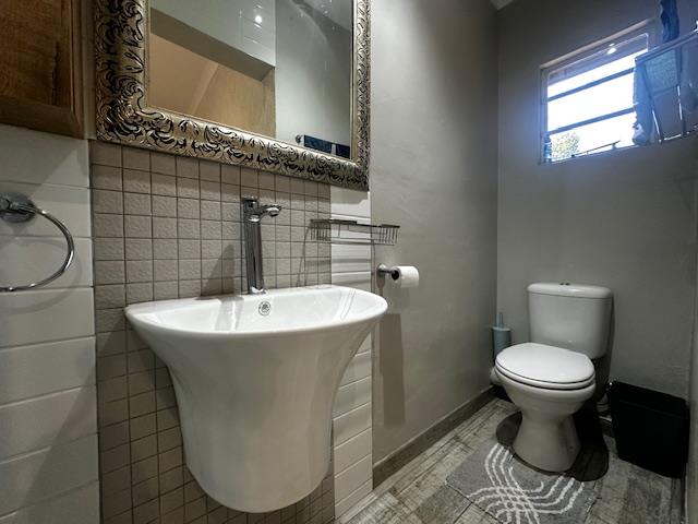 3 Bedroom Property for Sale in Pentagon Park Free State